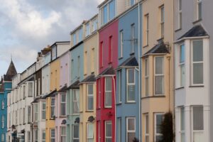 colourful-houses-in-a-row
